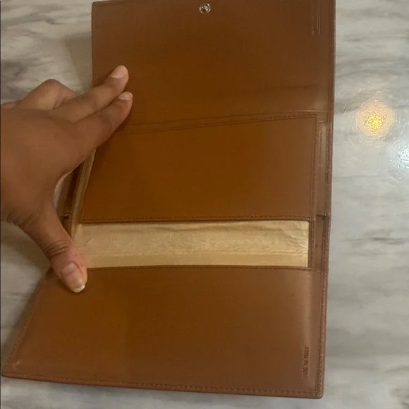 Dooney & Bourke VTG Tan Brown Cognac Leather Trifold Checkbook Card Wallet - Picture 8 of 10